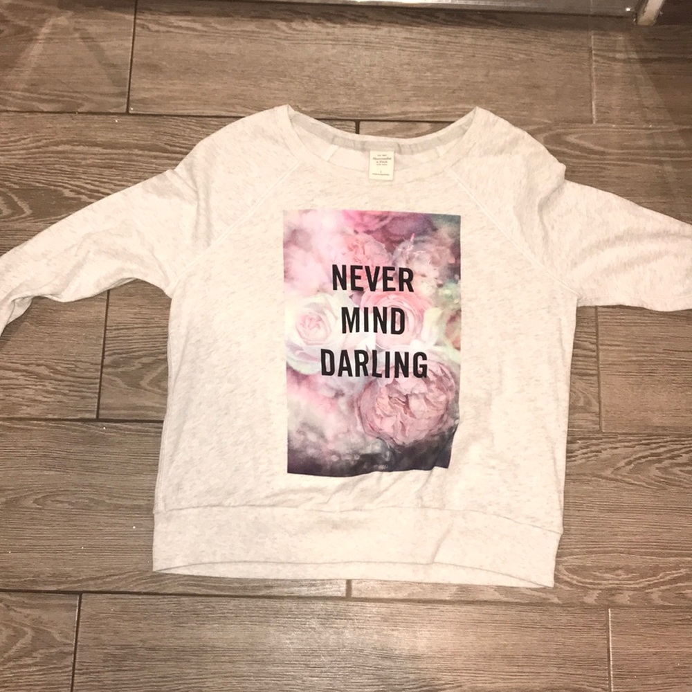 ABERCROMBIE & FITCH Long Sleeve